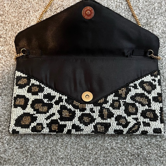 Express Beaded Leopard Clutch - Picture 3 of 4